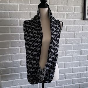 Michael Kors Infinity Scarf